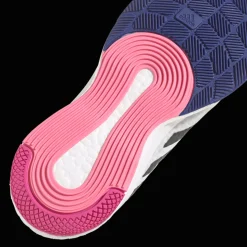 Crazyflight, Hallsko, Dam