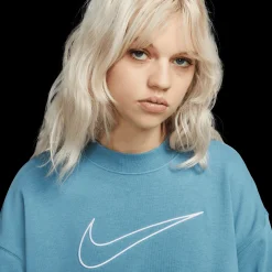 Dri-Fit Get Fit Graphic Crewneck, Troja Dam