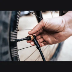 Gravel Digital Drive, Golvpump