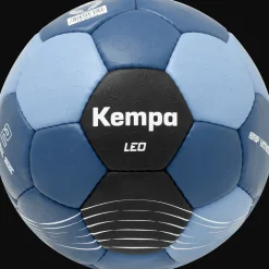 Leo, Handboll