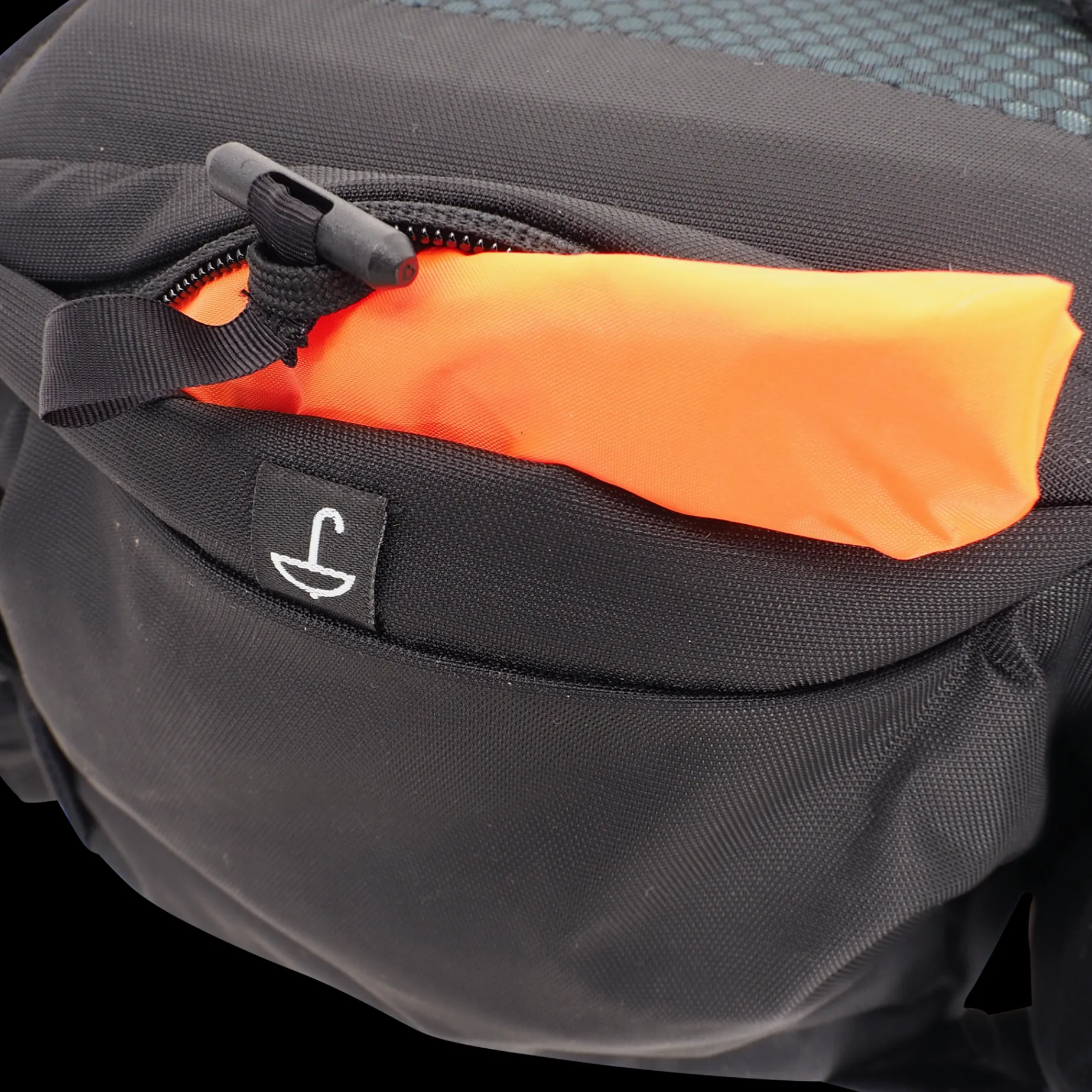 Litium 15 W, Dagstursack Dam