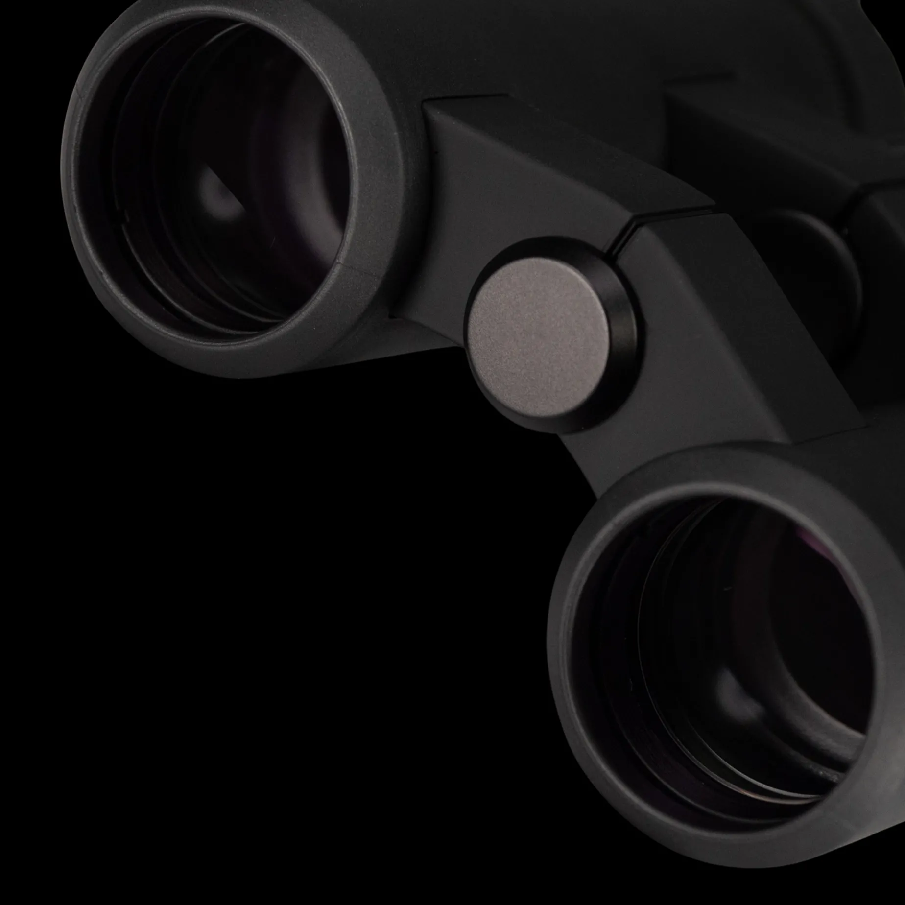 Minox X-Active 8X33, Kikare