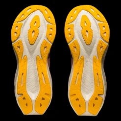 Novablast 3, Löparskor Dam