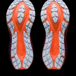 Novablast 3 Tr, Löparskor Dam