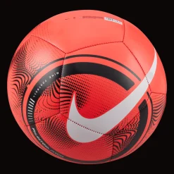 Phantom, Fotboll
