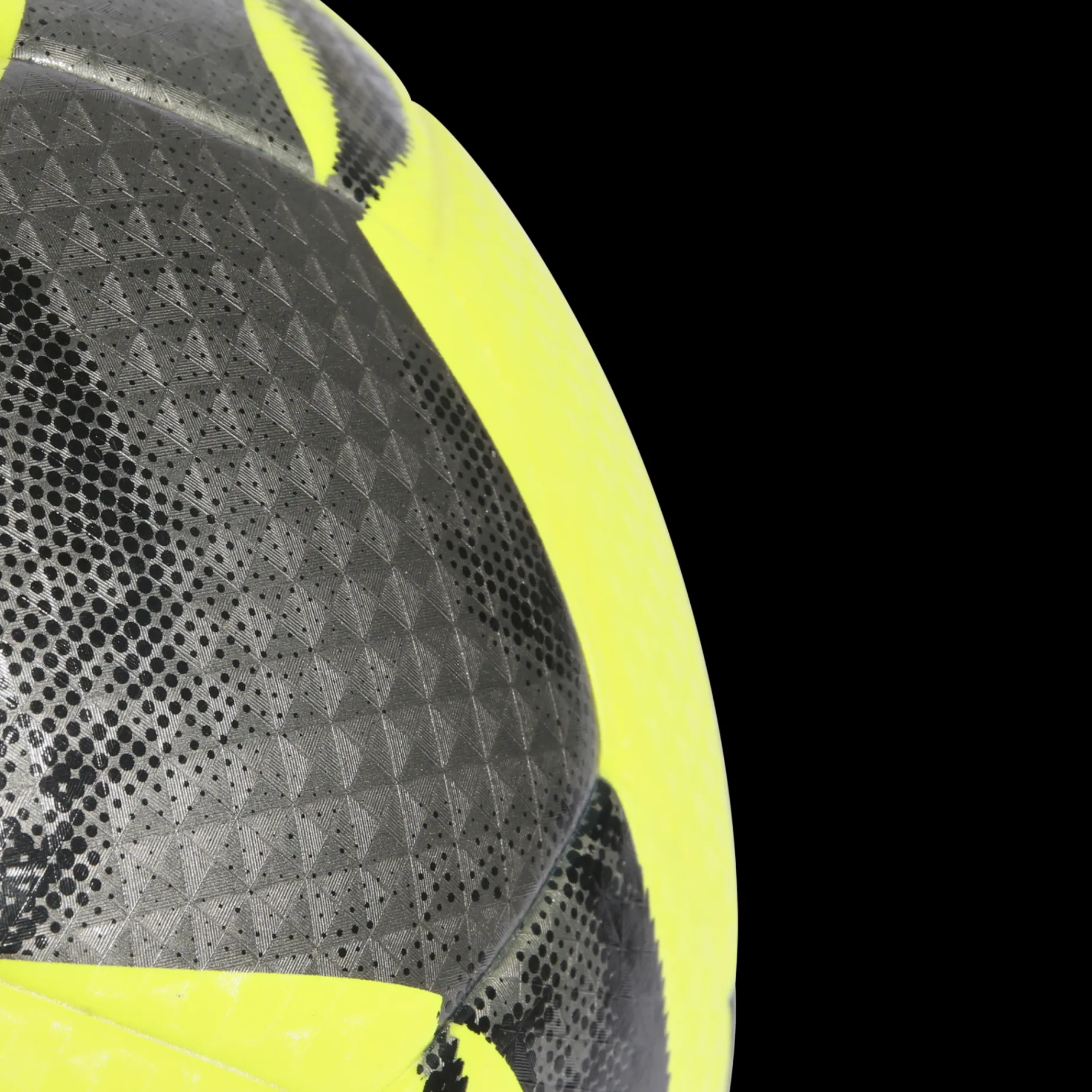 Tiro League Thermally Bonded, Fotboll